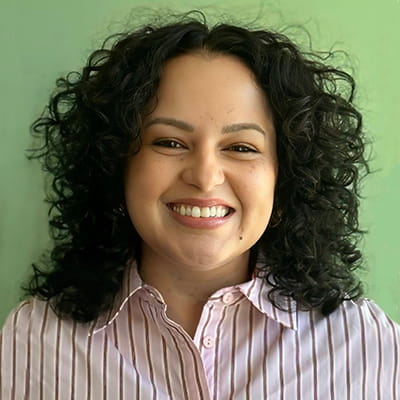 Genilce Headshot New